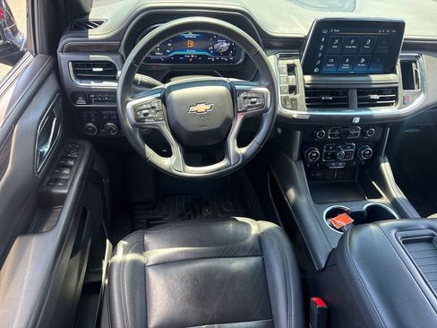 Used 2023 Chevrolet Suburban LT AWD/4WD image 15