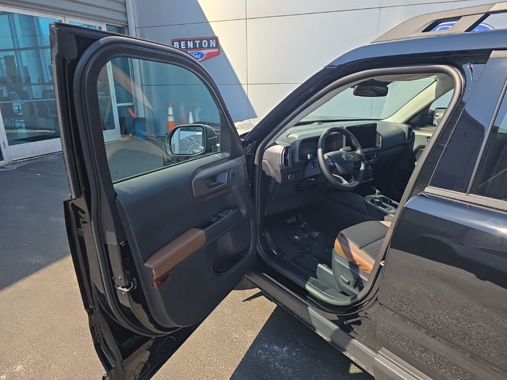 New 2026 Ford Bronco Sport Outer Banks w/ Outer Banks Tech Package+ AWD/4WD image 11