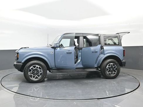 New 2025 Ford Bronco Outer Banks image 34