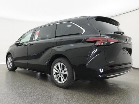 New 2026 Toyota Sienna Limited image 55