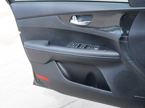 Certified 2023 Kia Forte GT-Line w/ GT-Line Premium Package FWD image 17