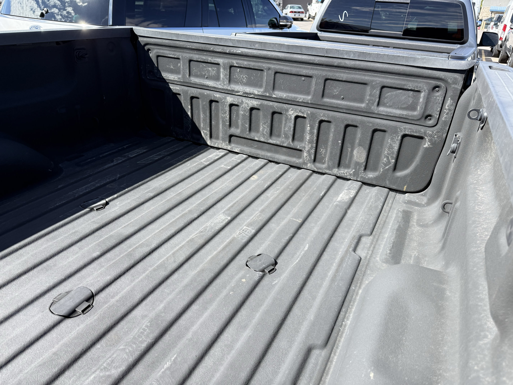 Used 2019 GMC Sierra 2500 Denali w/ Duramax Plus Package AWD/4WD image 8