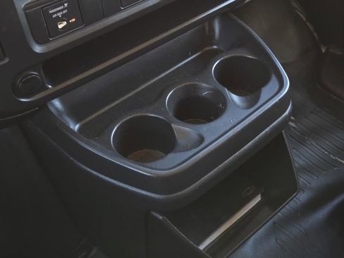 Used 2006 Chevrolet Express 3500 image 23