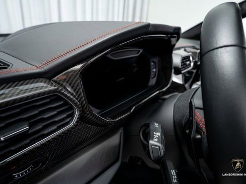 Used 2023 Lamborghini Urus S image 30