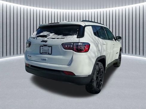 New 2026 Jeep Compass Latitude image 7