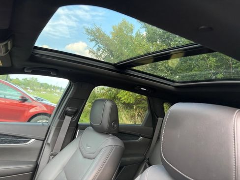 Used 2020 Cadillac XT5 Premium Luxury AWD/4WD image 5