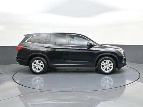 Used 2018 Honda Pilot LX image 24