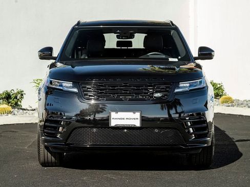 Certified 2025 Land Rover Range Rover Velar Dynamic SE AWD/4WD image 3