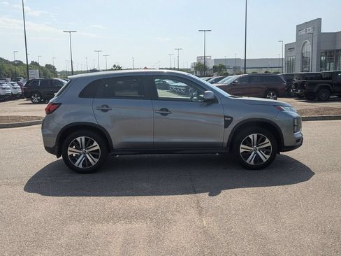 Used 2023 Mitsubishi Outlander Sport AWD image 6