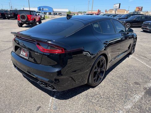 Used 2019 Kia Stinger GT2 AWD/4WD image 5