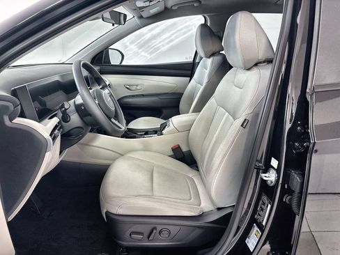 Certified 2025 Hyundai Tucson SEL FWD image 13