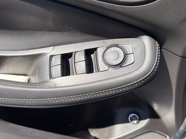 Used 2023 Buick Encore GX Select w/ Sport Touring Package FWD image 18