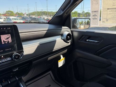 New 2026 Chevrolet Colorado LT RWD image 19