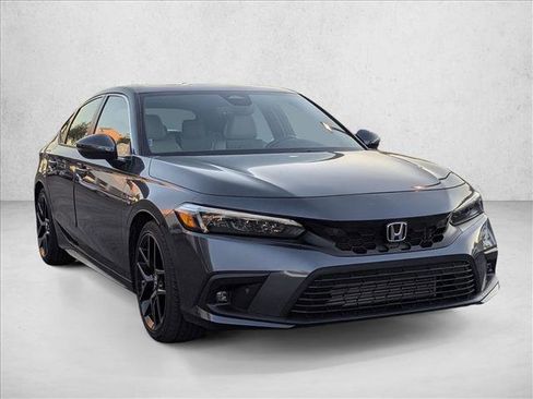 Certified 2023 Honda Civic Sport Touring image 3