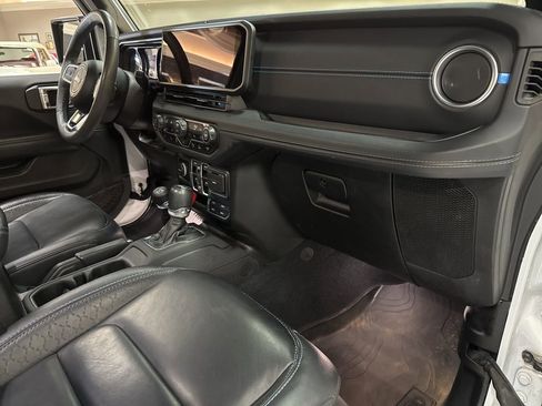 Used 2024 Jeep Wrangler High Altitude image 49