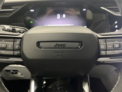 New 2026 Jeep Cherokee Overland w/ Trailer Tow Group image 15