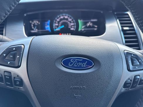 Used 2017 Ford Taurus SEL w/ Equipment Group 201A image 33
