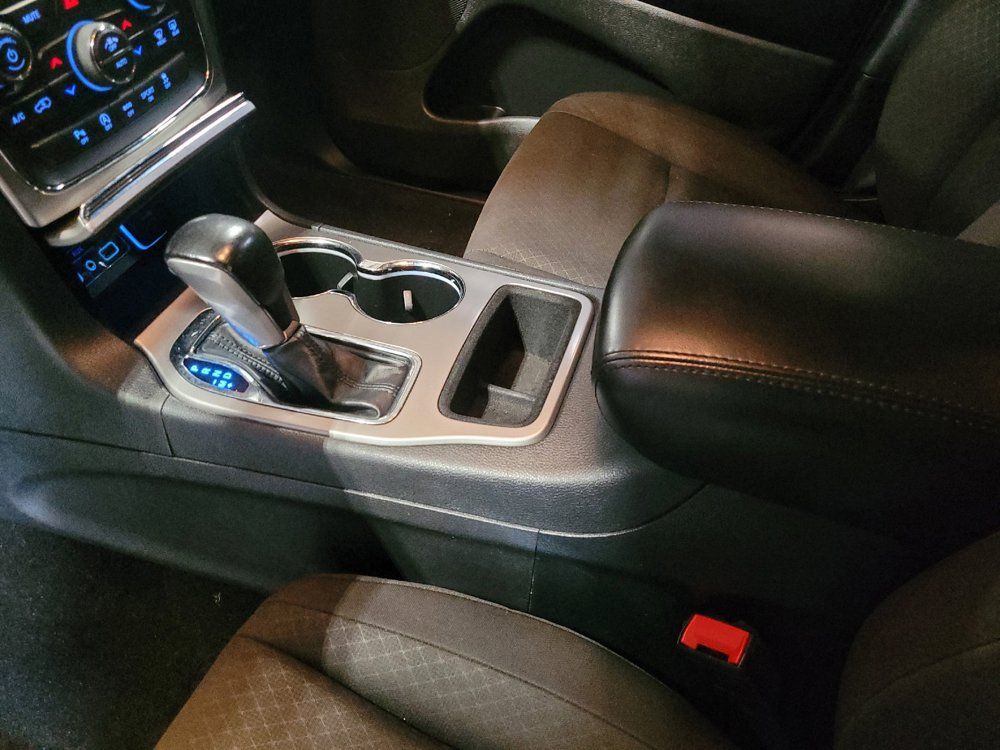 Used 2021 Jeep Grand Cherokee Laredo AWD/4WD image 26