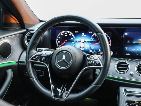 Used 2021 Mercedes-Benz E 350 Sedan image 17
