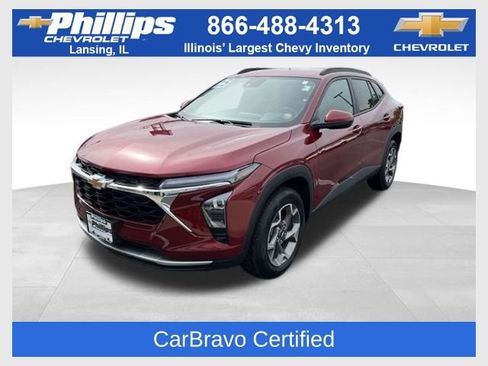 Used 2025 Chevrolet Trax LT w/ Driver Confidence Package FWD image 1
