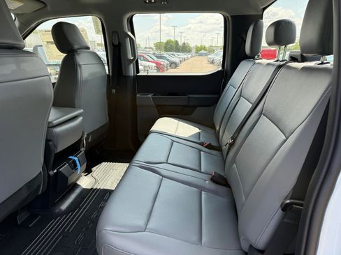 New 2025 Ford F550 4x4 Crew Cab image 9