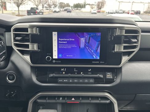 Used 2022 Toyota Tundra SR5 w/ SR5 Convenience Package image 24