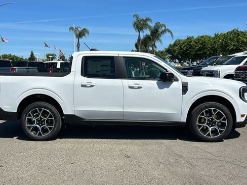 New 2026 Ford Maverick Lariat AWD/4WD image 2