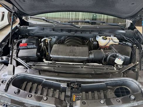 Used 2023 Chevrolet Tahoe LT image 33