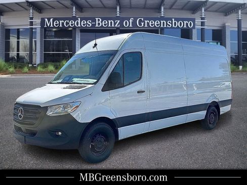New 2025 Mercedes-Benz Sprinter 2500 image 1