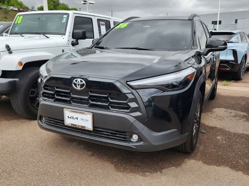 Used 2026 Toyota Corolla Cross XLE w/ Convenience Package AWD/4WD image 17