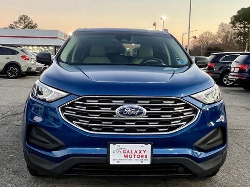 Used 2020 Ford Edge SE image 3
