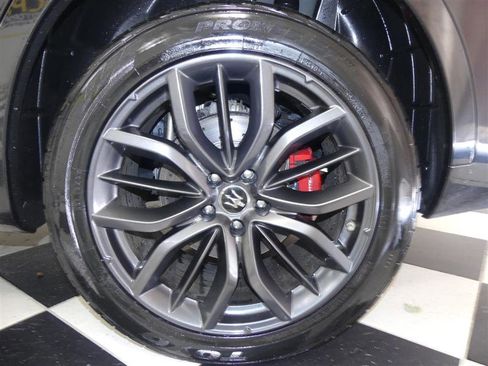 Used 2020 Maserati Levante GTS image 42