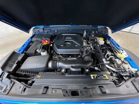 Used 2022 Jeep Wrangler Unlimited Sport AWD/4WD image 29
