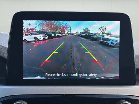 Used 2022 Ford Escape SE w/ Convenience Package FWD image 35