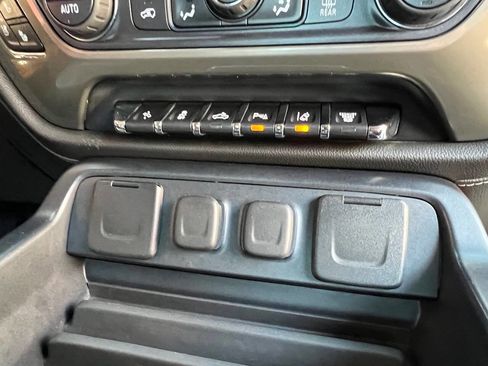 Used 2018 Chevrolet Silverado 2500 High Country w/ Duramax Plus Package image 27