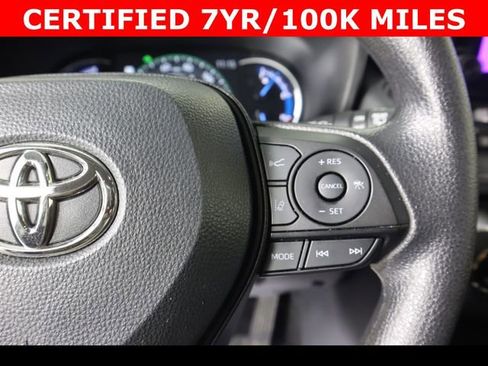 Used 2025 Toyota RAV4 XLE image 23