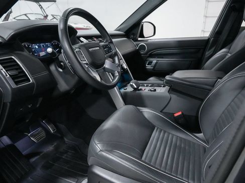 Used 2023 Land Rover Discovery HSE R-Dynamic AWD/4WD image 10
