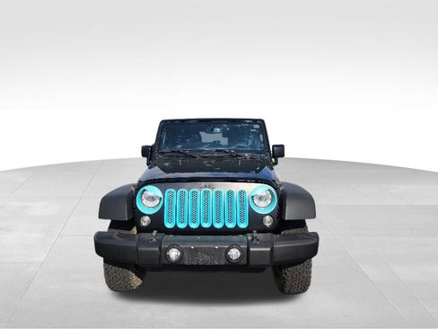 Used 2017 Jeep Wrangler Unlimited Rubicon w/ Dual Top Group AWD/4WD image 6