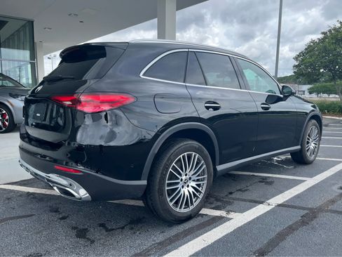 Used 2025 Mercedes-Benz GLC 300 image 5