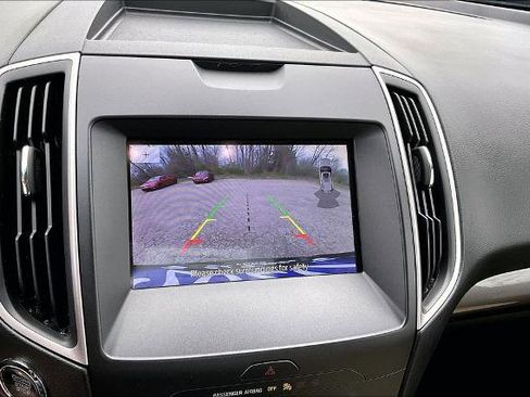 Certified 2020 Ford Edge SEL FWD image 20