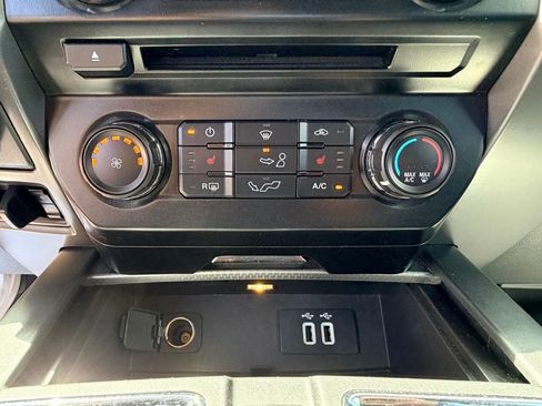 Used 2016 Ford F150 XLT w/ Equipment Group 302A Luxury AWD/4WD image 18