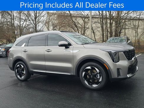 New 2026 Kia Sorento EX FWD image 1