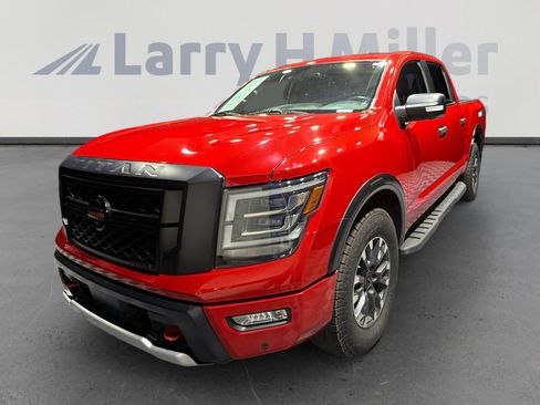 Used 2022 Nissan Titan PRO-4X w/ Pro-4x Convenience Package AWD/4WD image 1