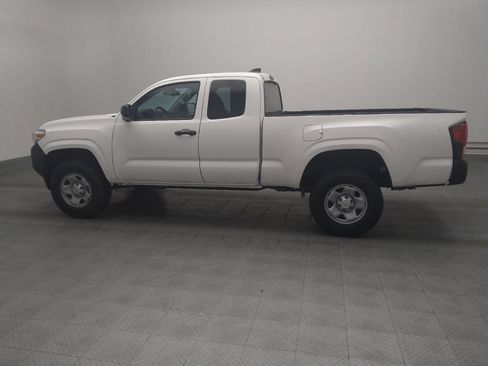 Used 2022 Toyota Tacoma SR image 3