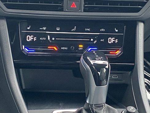 New 2026 Volkswagen Jetta Sport image 7