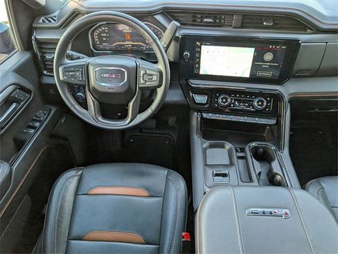 Used 2024 GMC Sierra 2500 AT4 w/ AT4 Premium Plus Package image 9