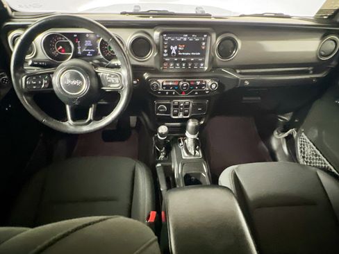 Used 2022 Jeep Gladiator Willys image 30
