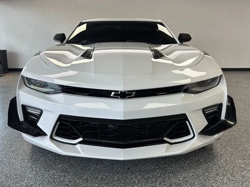 Used 2017 Chevrolet Camaro SS RWD image 2