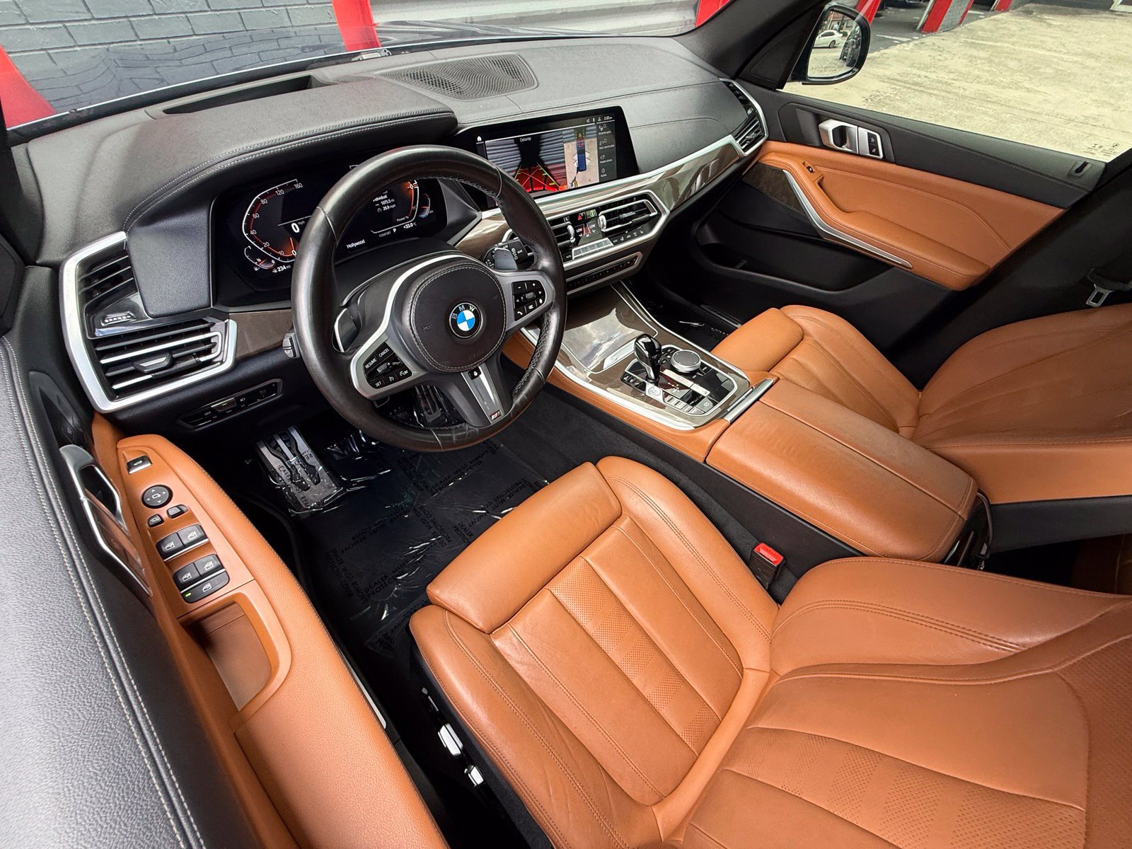 Used 2022 BMW X5 sDrive40i w/ M Sport Package RWD image 25