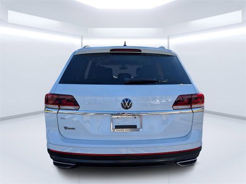 Used 2021 Volkswagen Atlas SE w/ Panoramic Sunroof Package image 4